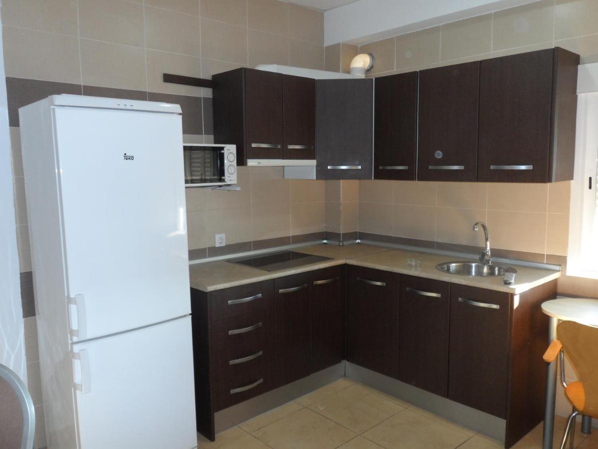 Hostal Via Del Caminante Madrigalejo ภายนอก รูปภาพ