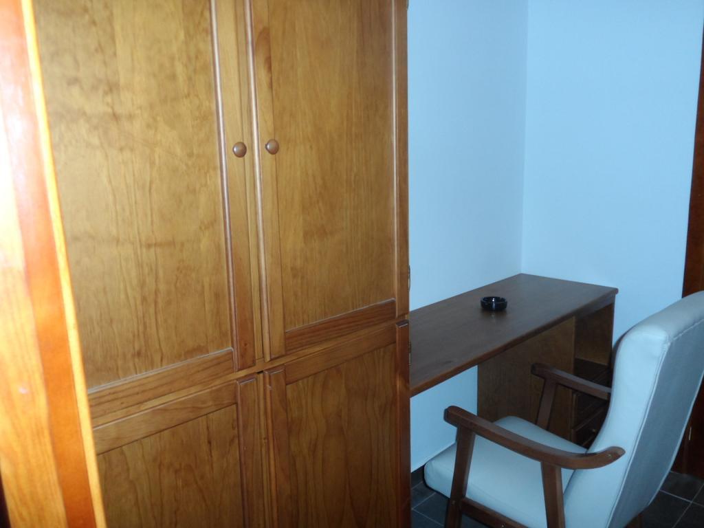 Hostal Via Del Caminante Madrigalejo ภายนอก รูปภาพ