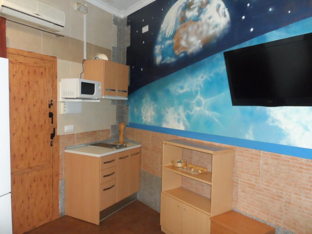 Hostal Via Del Caminante Madrigalejo ภายนอก รูปภาพ